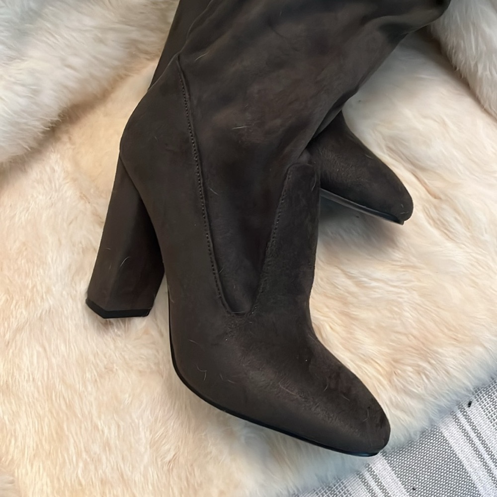 Over the knee green olive boots - Picture 4 of 4